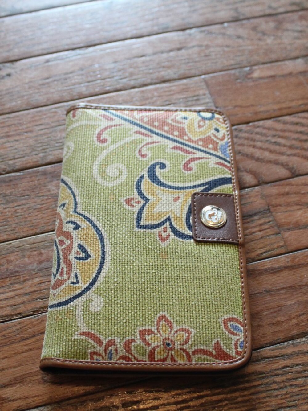 Spartina 449  Wallet Women's Paisley Fall Daufuskie Island Linen Leather
